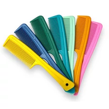 Akasztható gyerekfésű